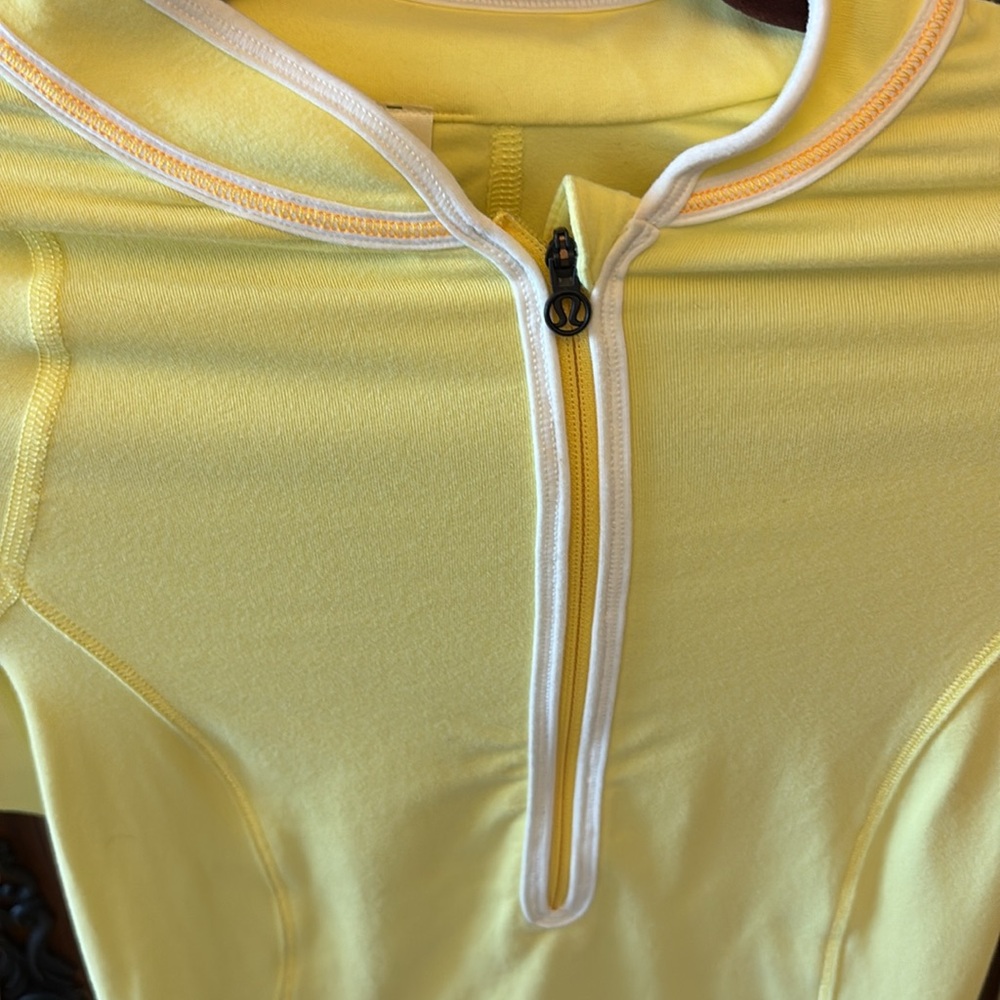 Lululemon Jacket - Picture 2 of 12
